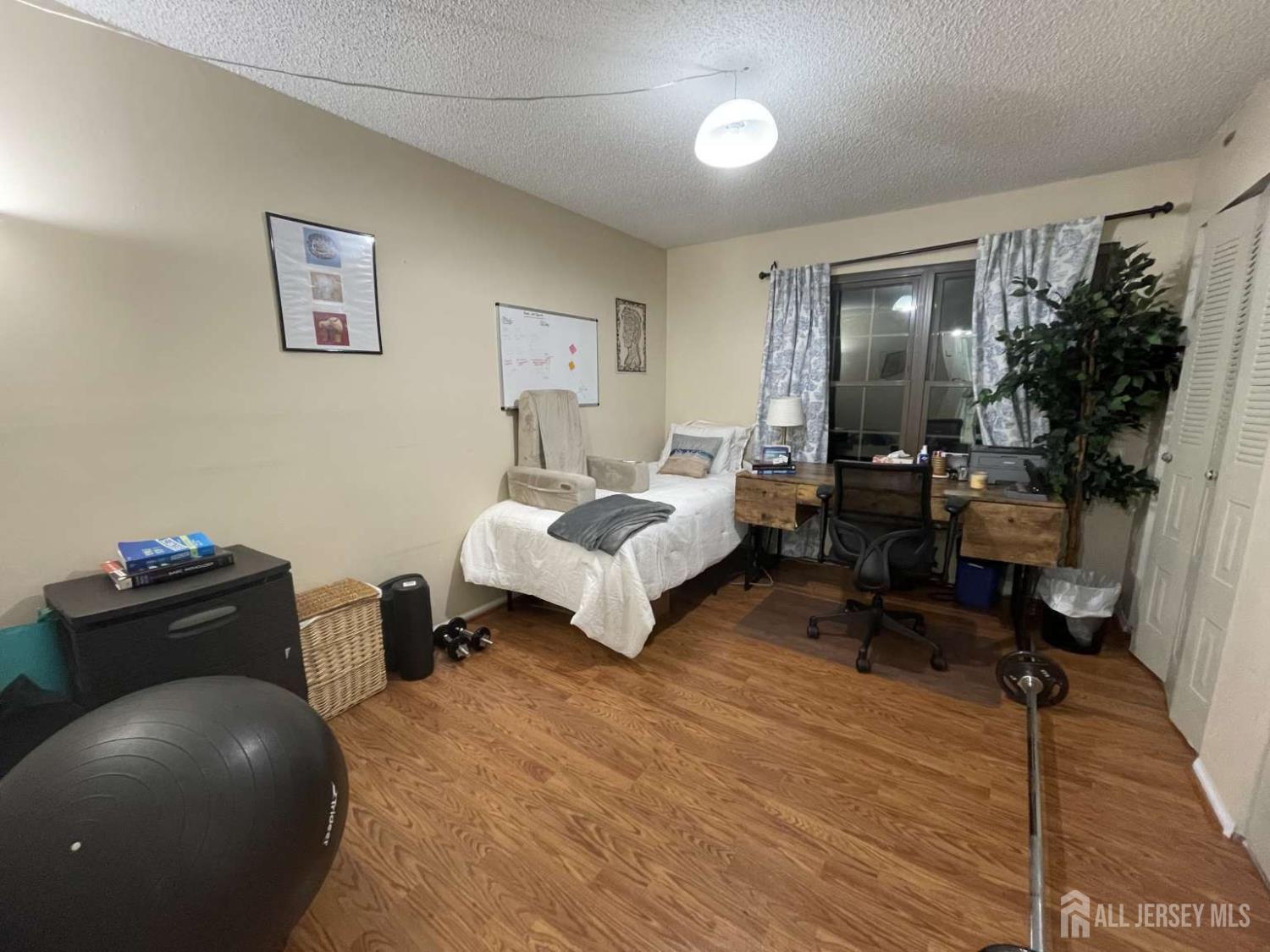 407 Lancaster Court Piscataway NJ 08854