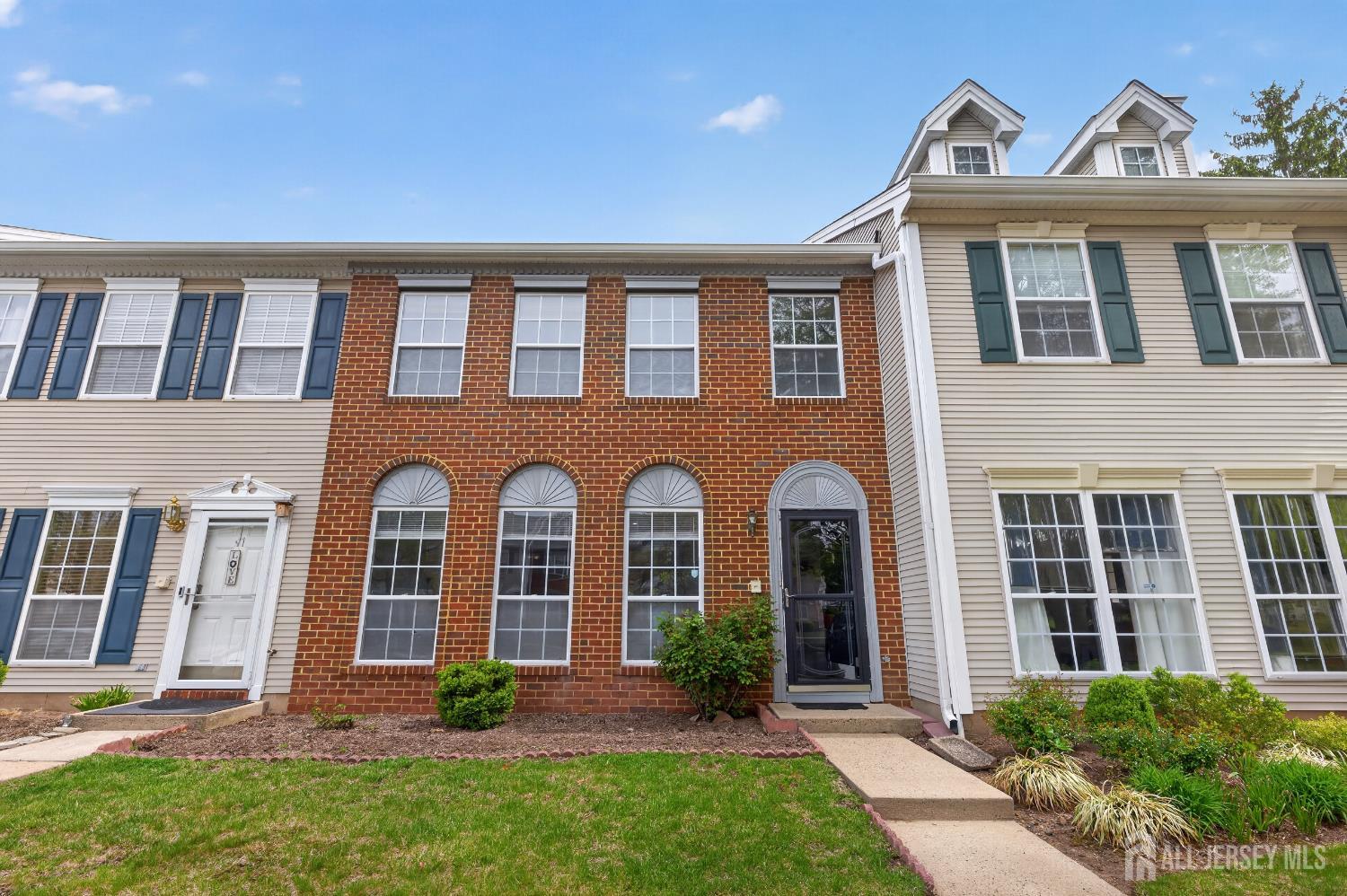 13 Diaz Court Franklin Twsp NJ 08823
