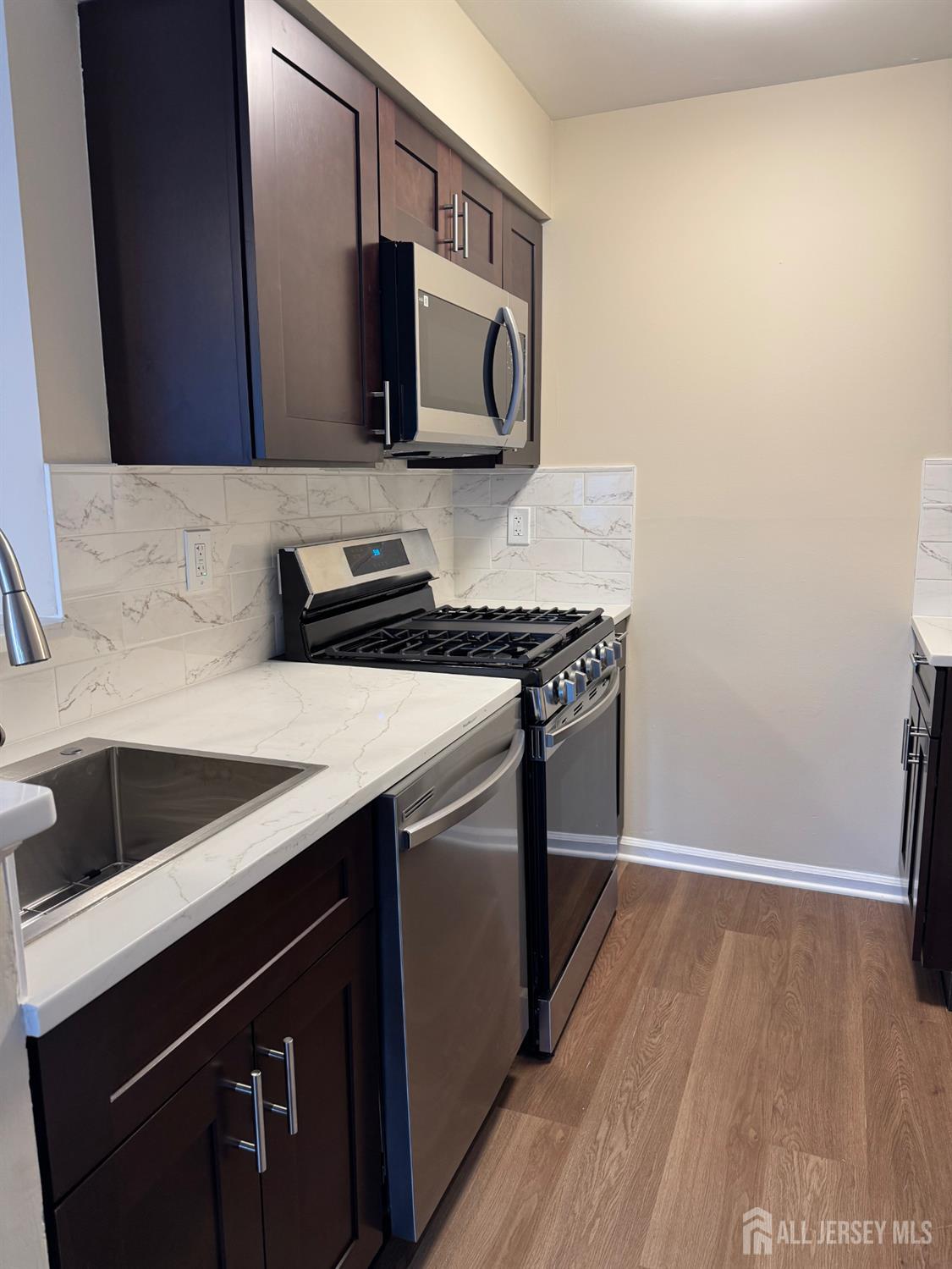 86 Crosspointe Drive East Brunswick NJ 08816