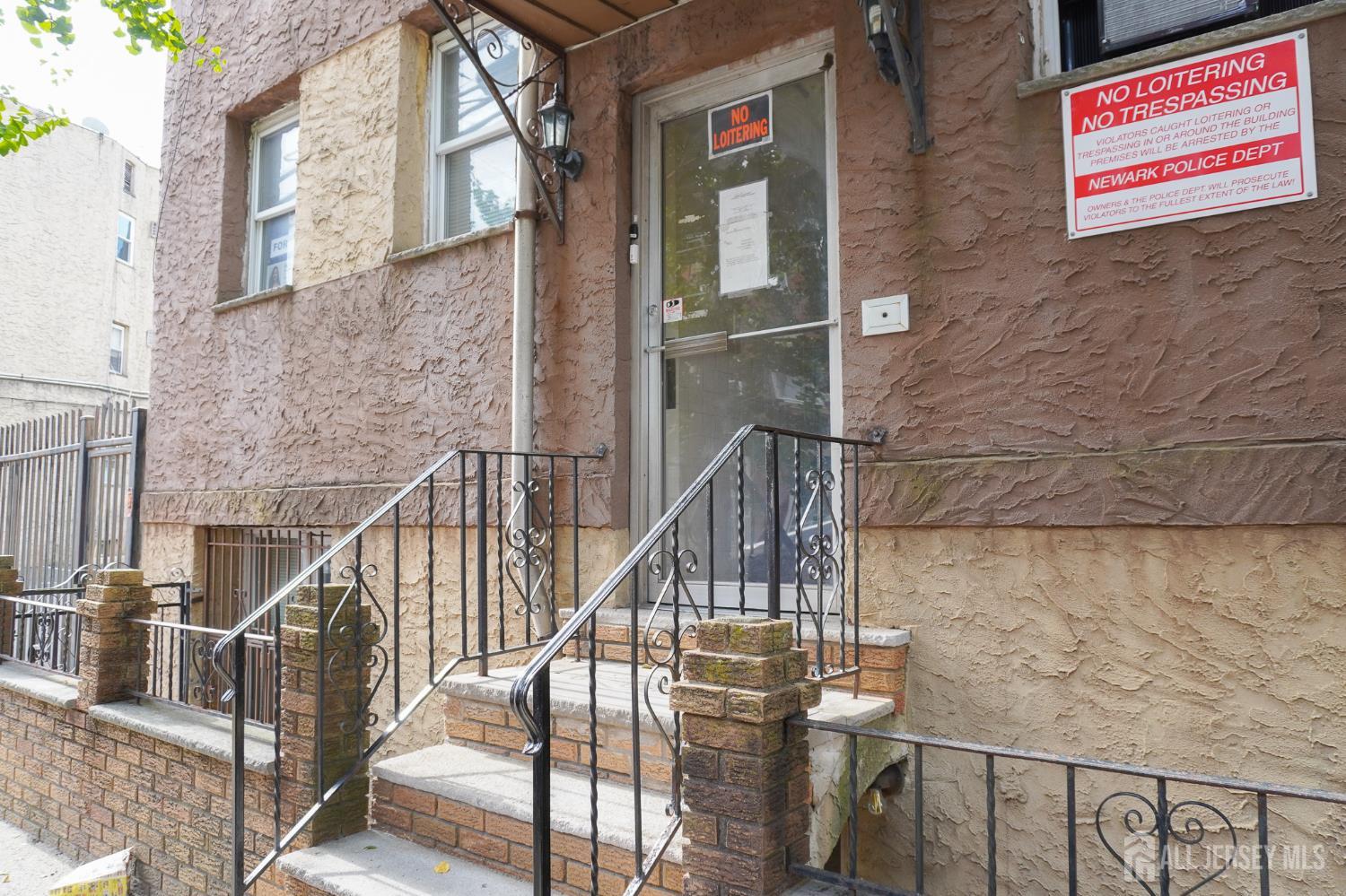 600 N 6th Street N Newark NJ 07107