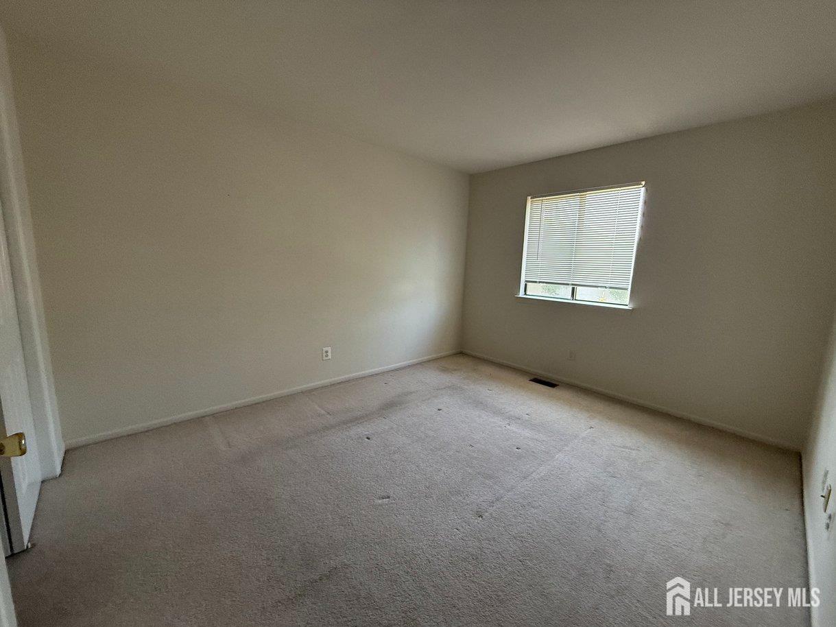 12 Sunflower Court Edison NJ 08820