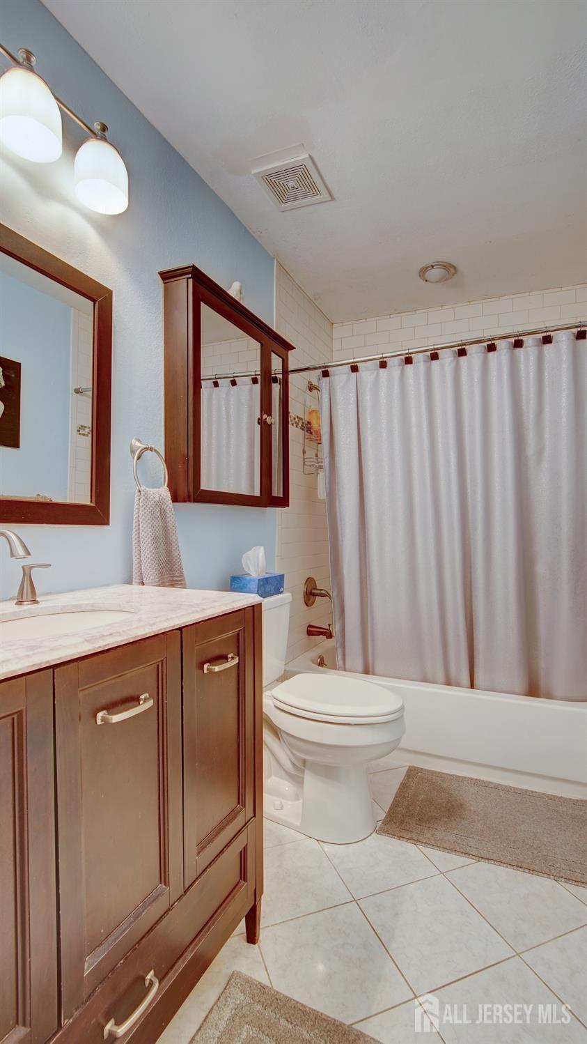 84-B Chatham Drive Monroe NJ 08831