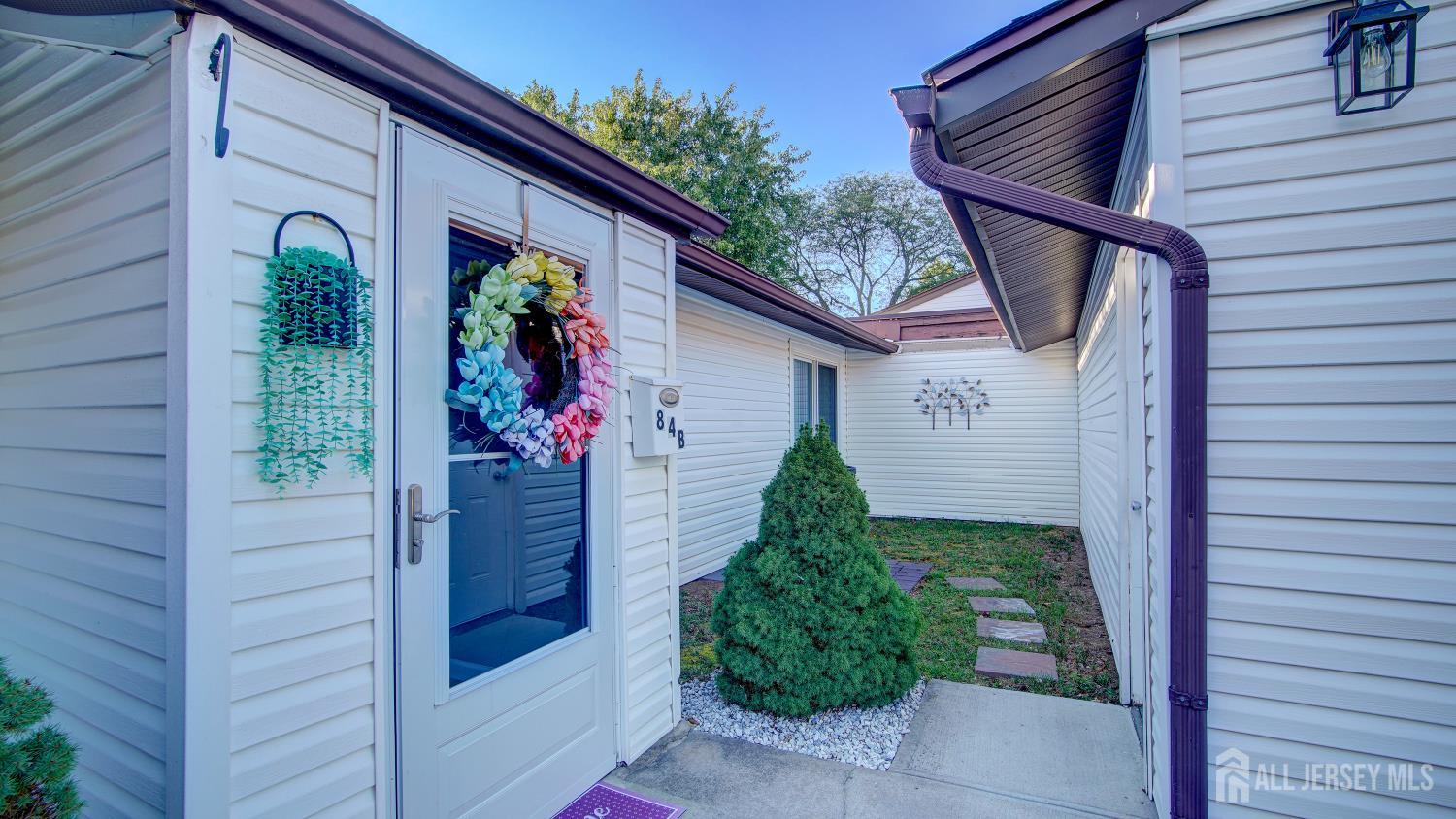 84-B Chatham Drive Monroe NJ 08831