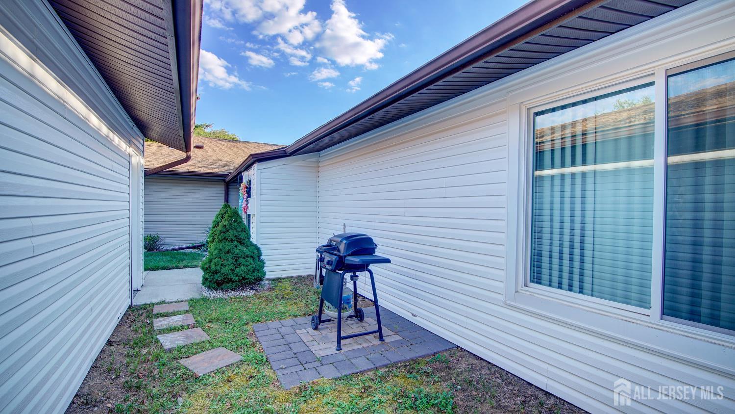 84-B Chatham Drive Monroe NJ 08831
