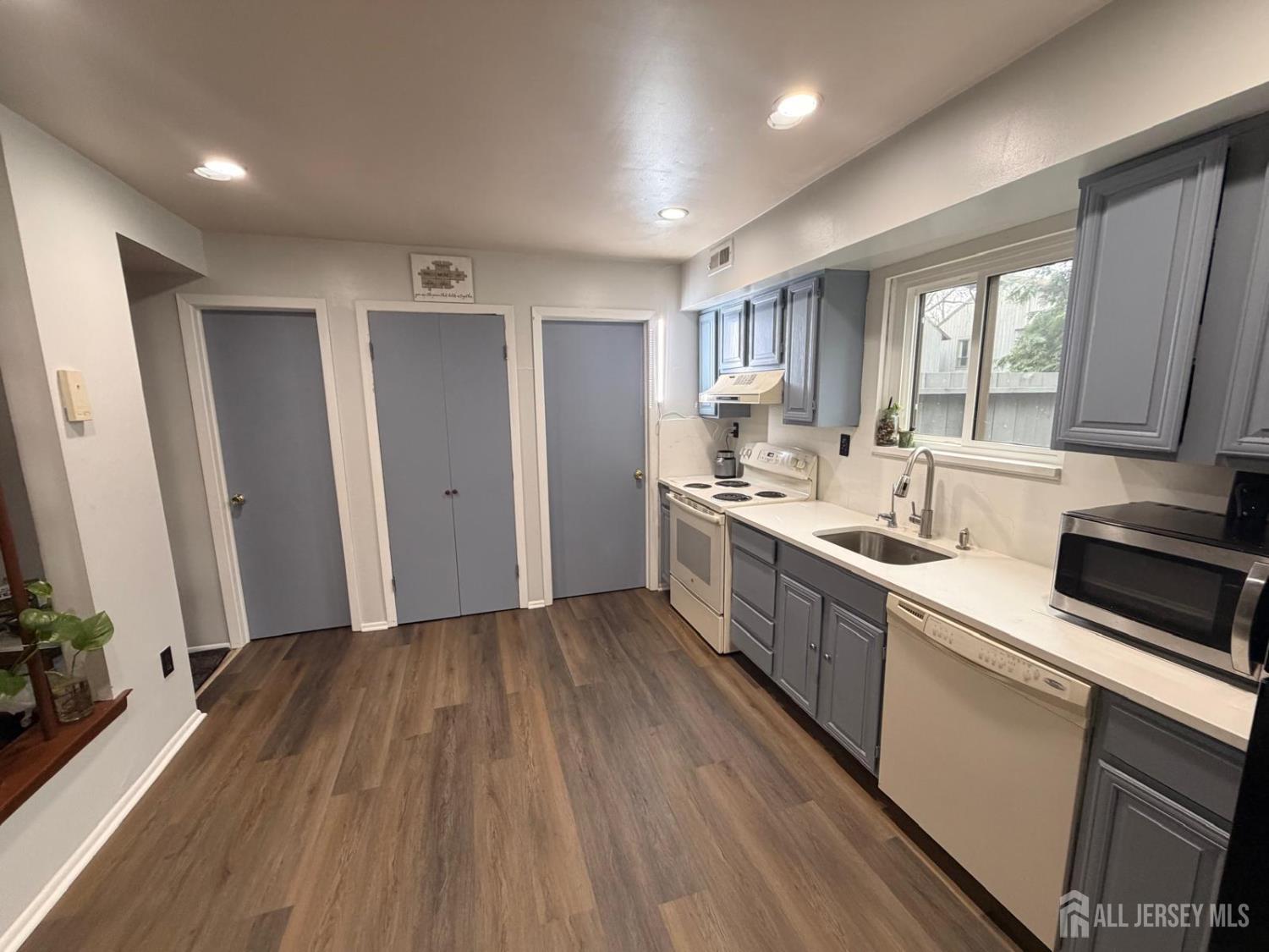 251 Gemini Drive Hillsborough NJ 08844