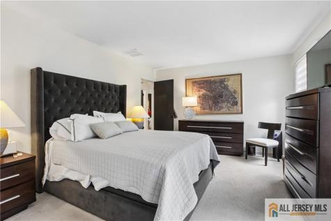 2 Park Gate Drive Edison NJ 08820