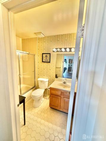 8 Ingram Drive Monroe NJ 08831