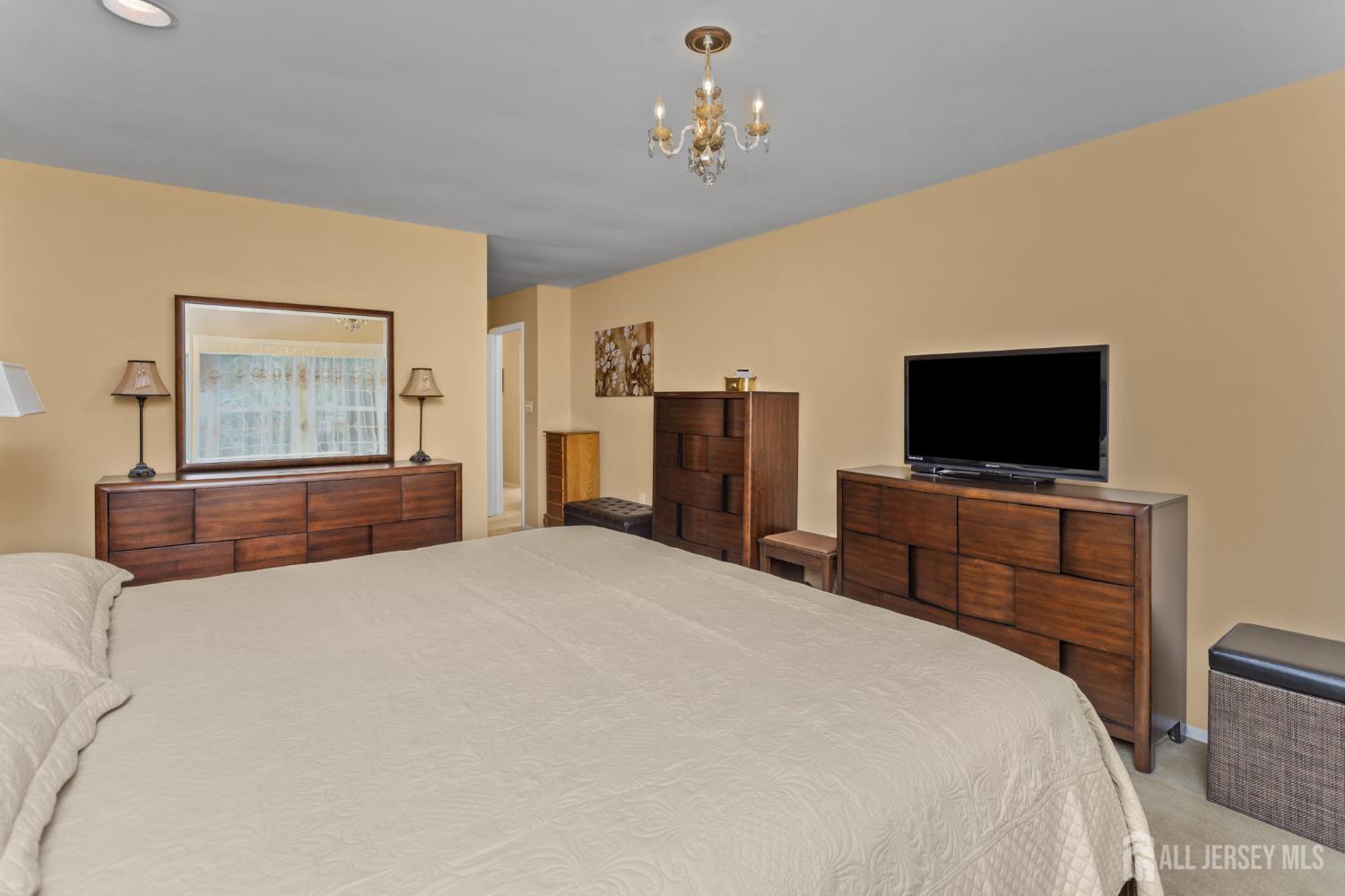 14 Thomas Paine Drive Monroe NJ 08831