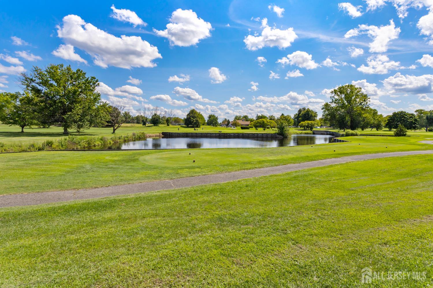 14 Thomas Paine Drive Monroe NJ 08831