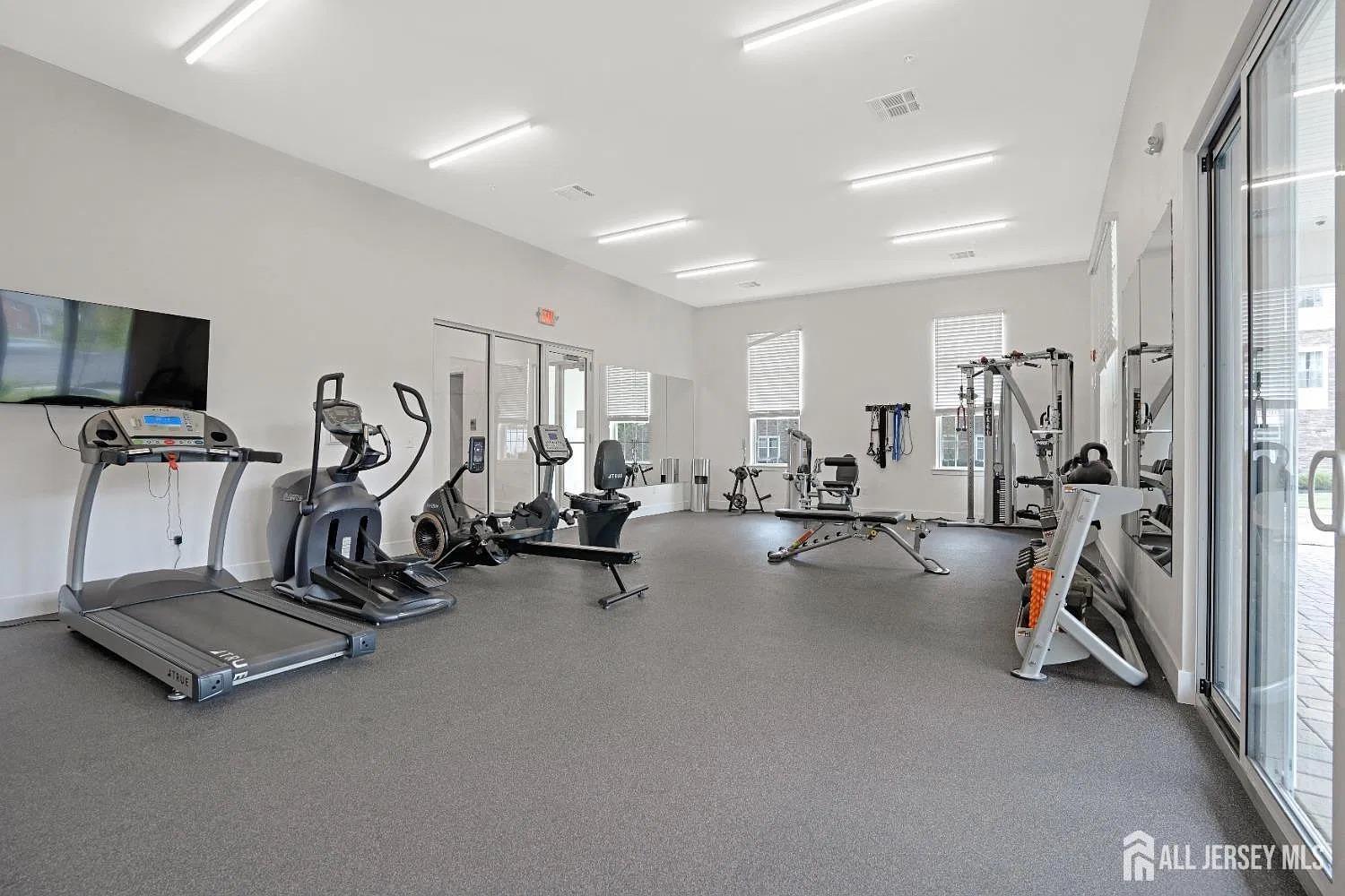 748 Lorhan Drive Piscataway NJ 08854