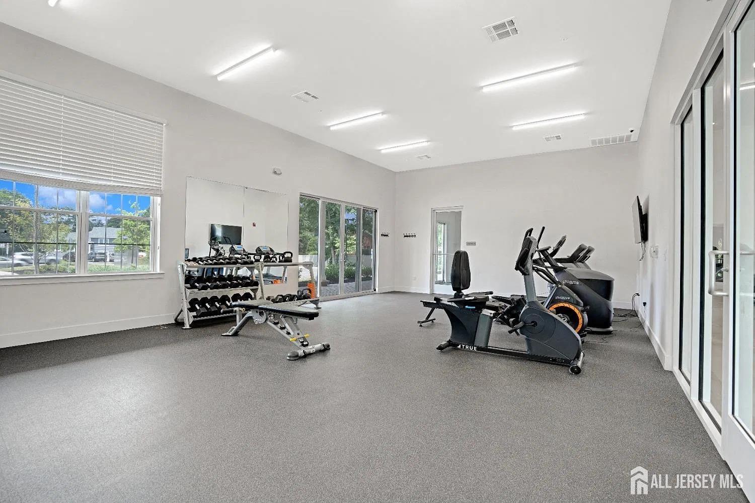 748 Lorhan Drive Piscataway NJ 08854