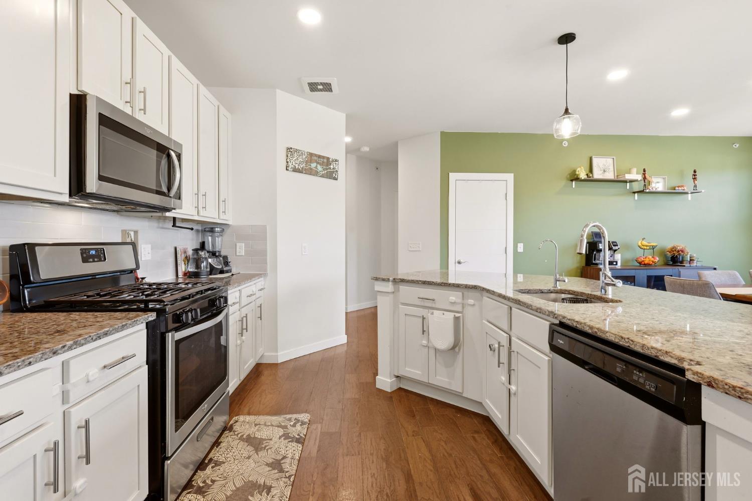 748 Lorhan Drive Piscataway NJ 08854