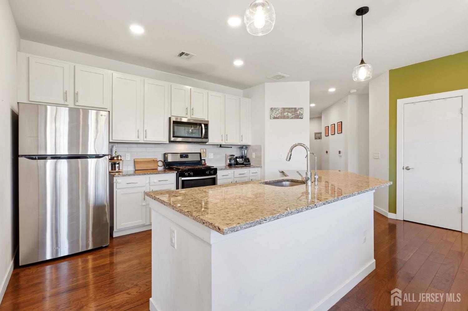 748 Lorhan Drive Piscataway NJ 08854
