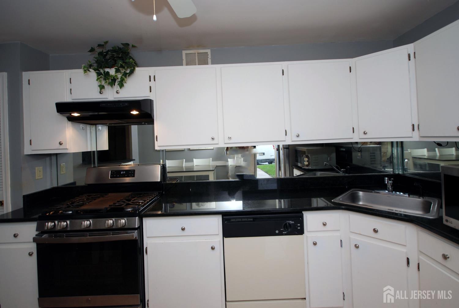 1101 Stony Brook Way North Brunswick NJ 08902