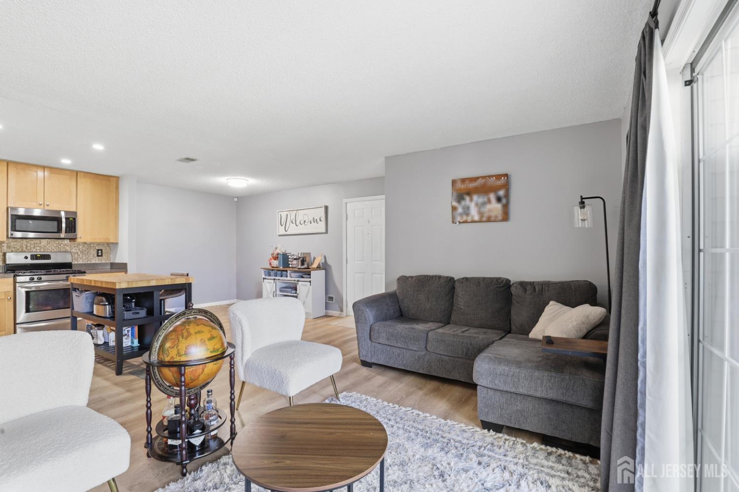 808 Breckenridge Drive Branchburg NJ 08876