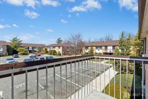 324 Cricket Lane Woodbridge Proper NJ 07095