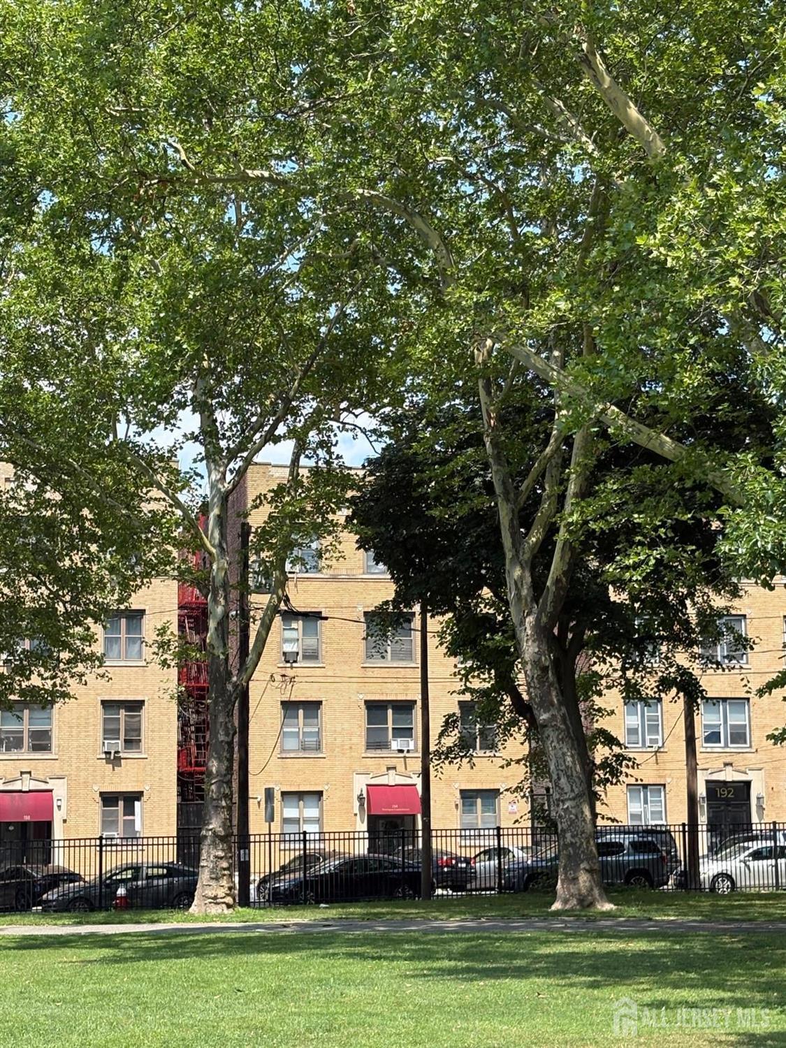 194 Kensington Avenue Jersey City NJ 07306