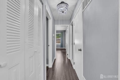 384 Mcdowell Drive East Brunswick NJ 08816