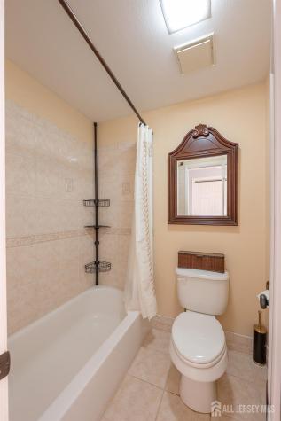 167-C Laurel Plaza Monroe NJ 08831