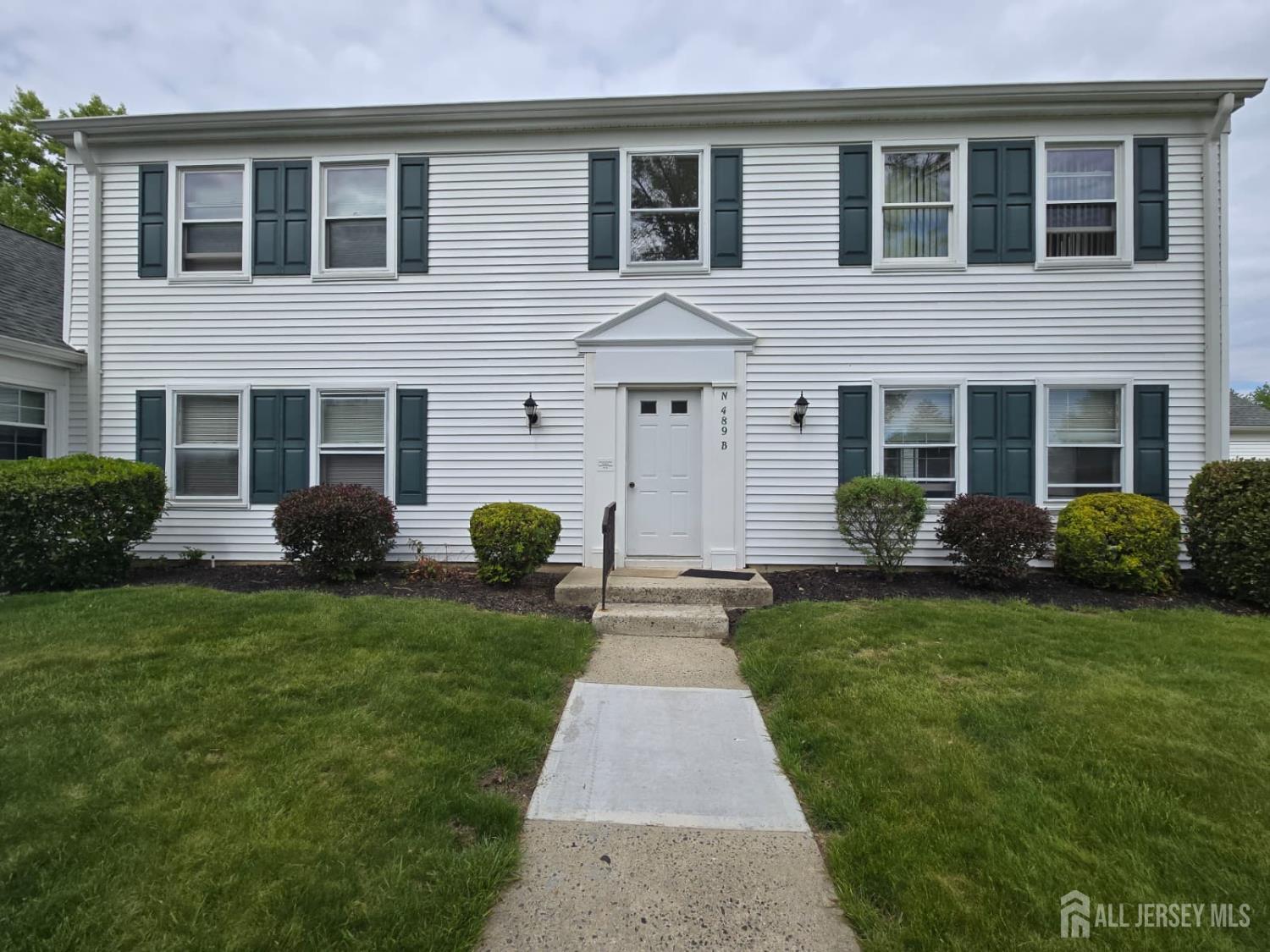 489-B New Haven Way Monroe NJ 08831