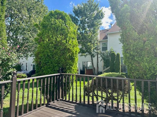 7 Heritage Square Sayreville NJ 08872