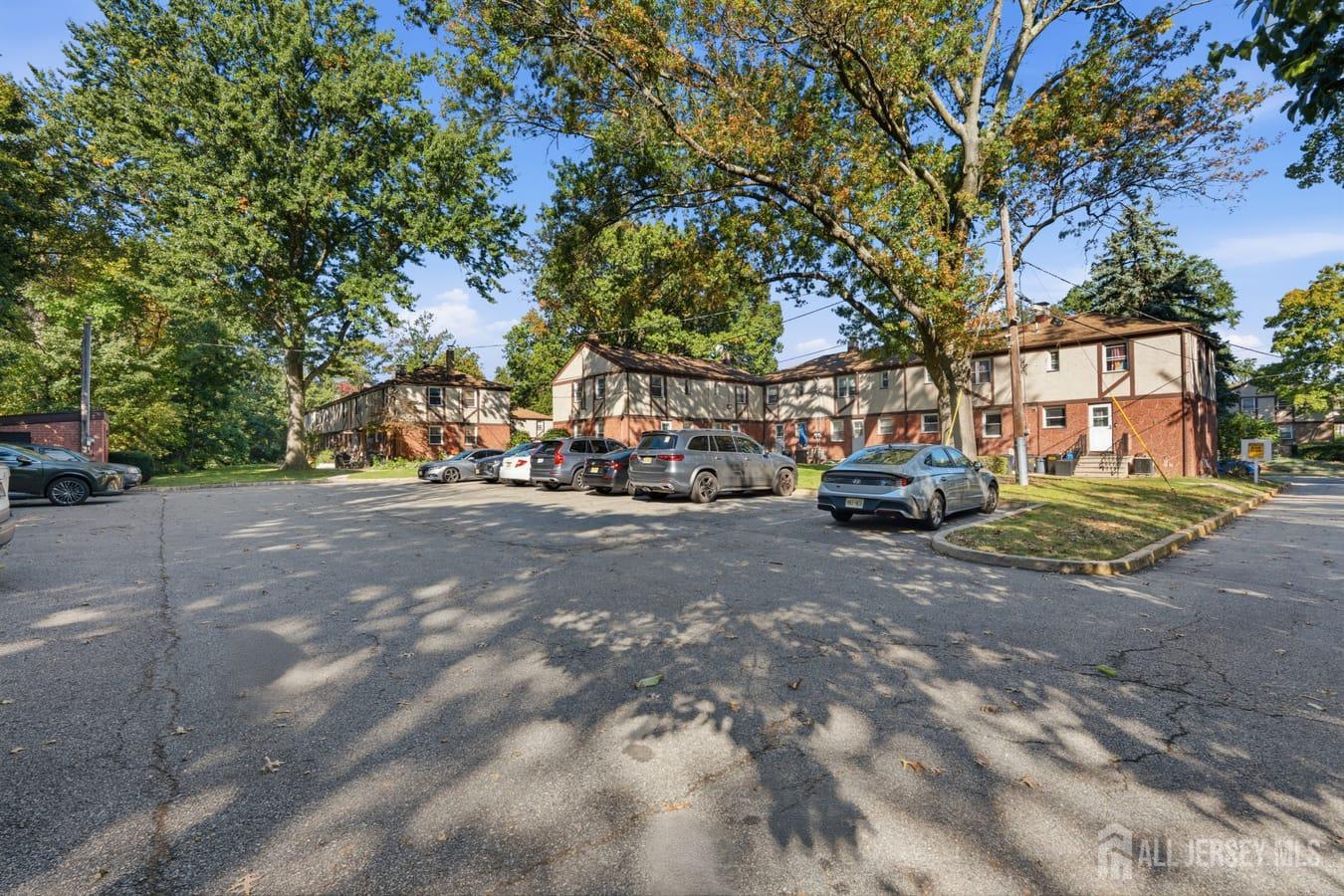 263 Newman Street Metuchen NJ 08840