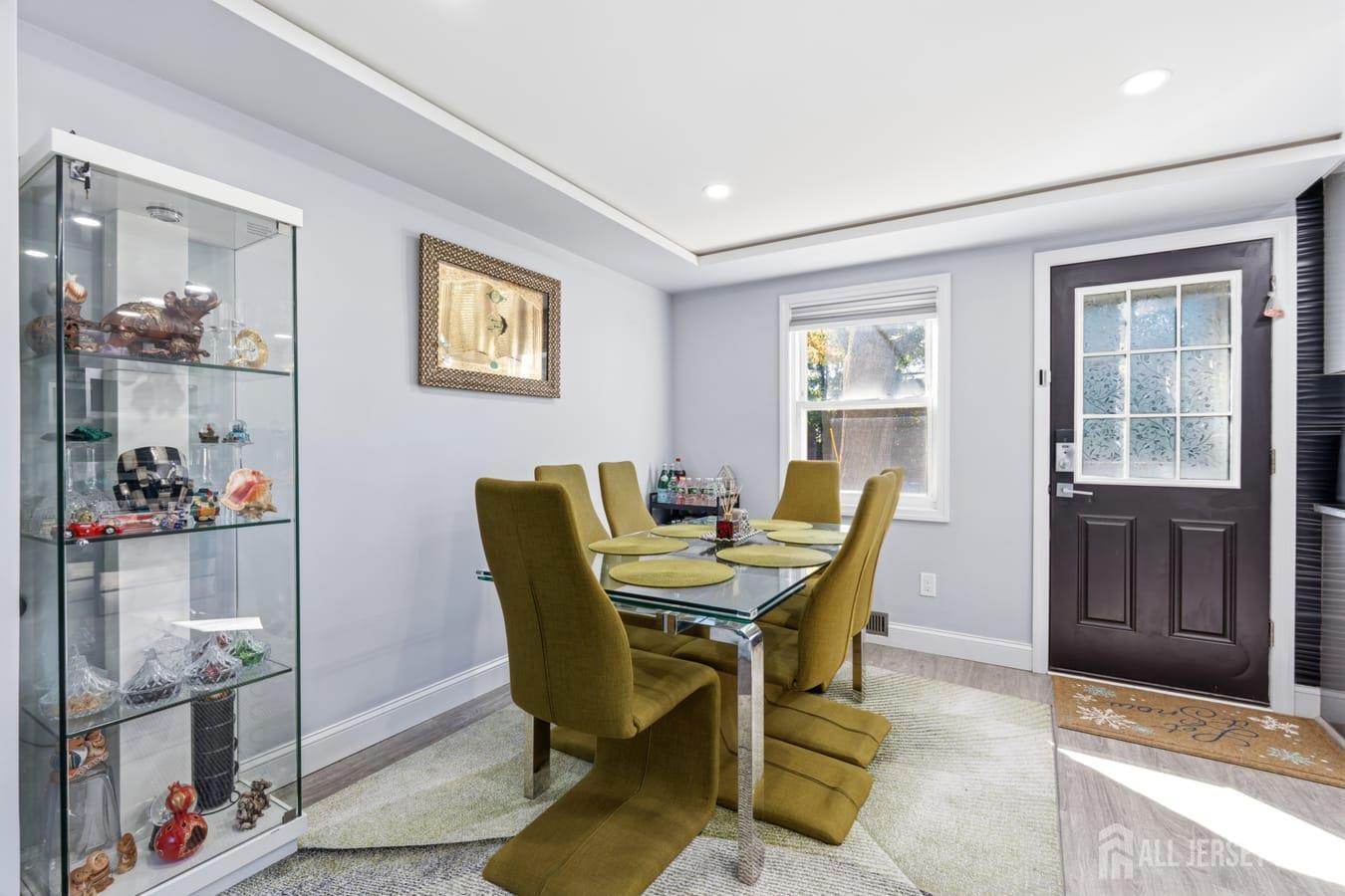 263 Newman Street Metuchen NJ 08840