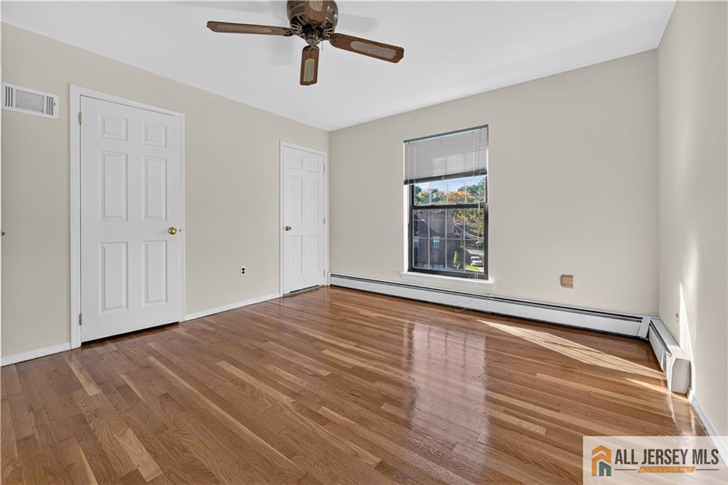 323 Gills Lane Iselin NJ 08830