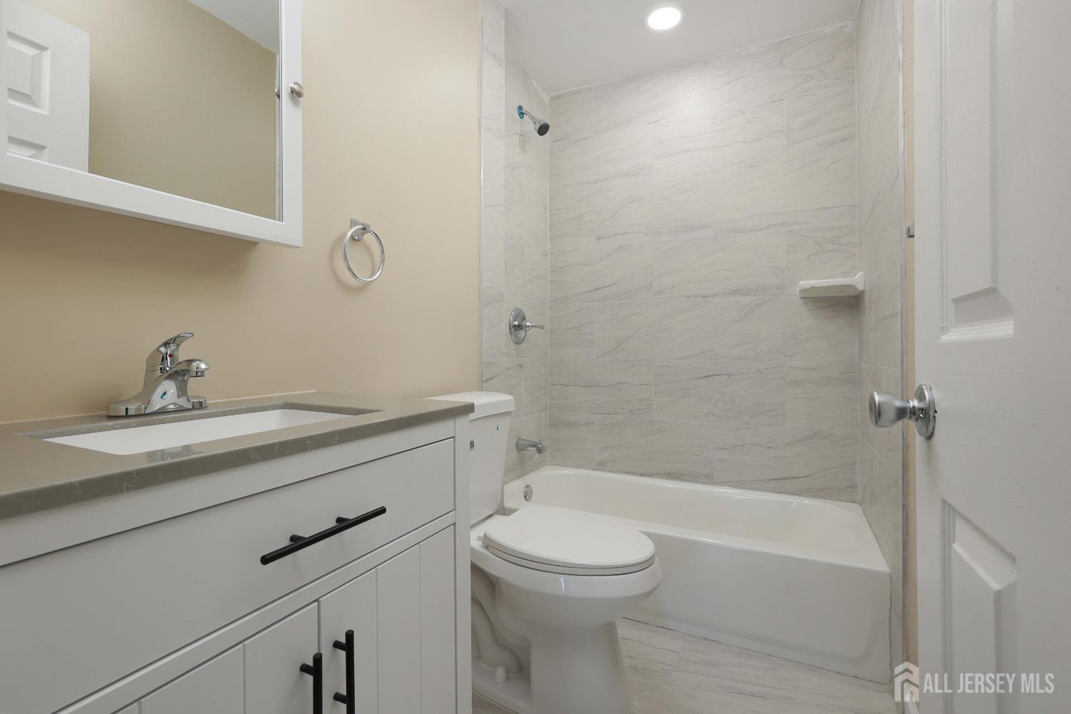 728 Darlington Drive Old Bridge NJ 08857