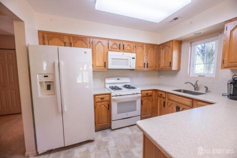 21 Rutland Lane Monroe NJ 08831