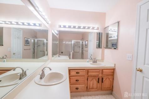 21 Rutland Lane Monroe NJ 08831