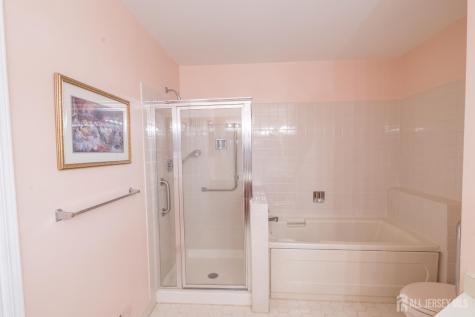 21 Rutland Lane Monroe NJ 08831