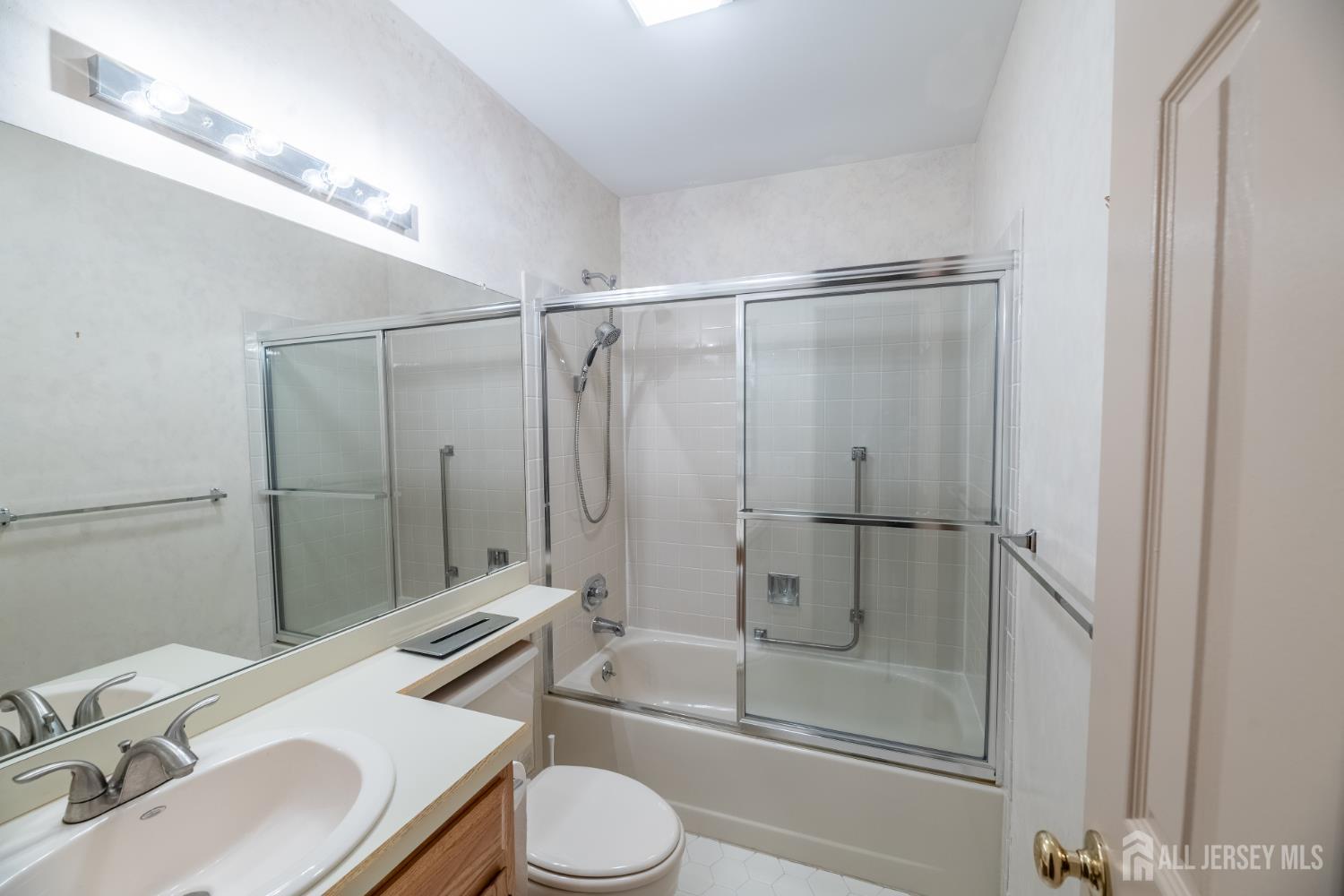 21 Rutland Lane Monroe NJ 08831