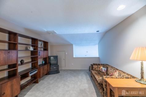 21 Rutland Lane Monroe NJ 08831