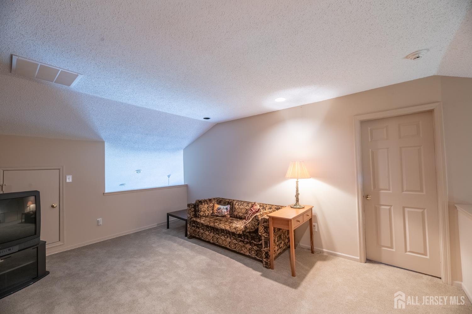 21 Rutland Lane Monroe NJ 08831