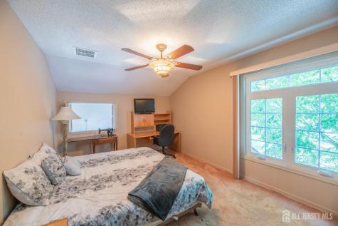 21 Rutland Lane Monroe NJ 08831