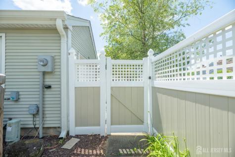 21 Rutland Lane Monroe NJ 08831