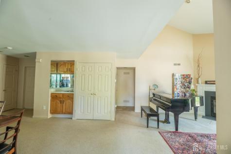 21 Rutland Lane Monroe NJ 08831