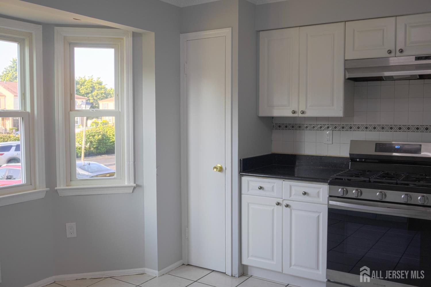 45 Astor Court Sayreville NJ 08872
