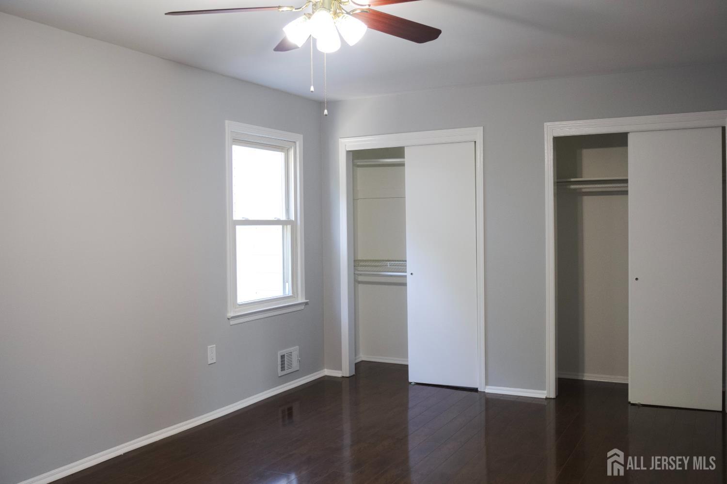 45 Astor Court Sayreville NJ 08872
