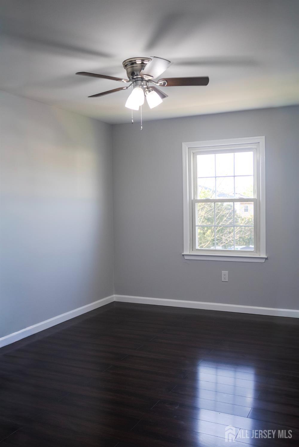 45 Astor Court Sayreville NJ 08872