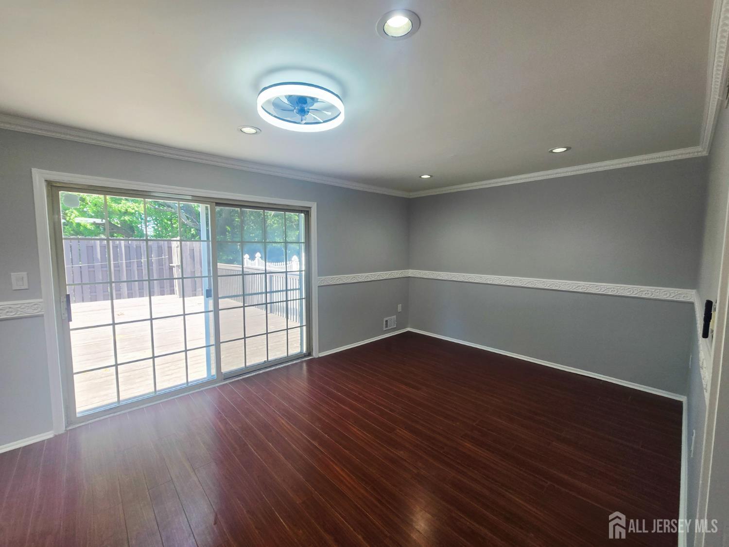 45 Astor Court Sayreville NJ 08872