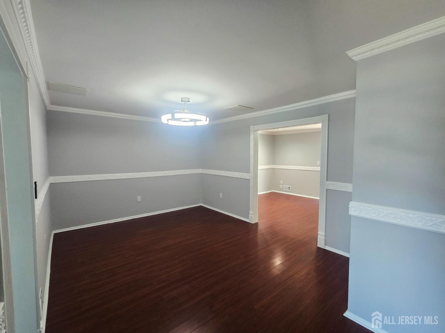 45 Astor Court Sayreville NJ 08872