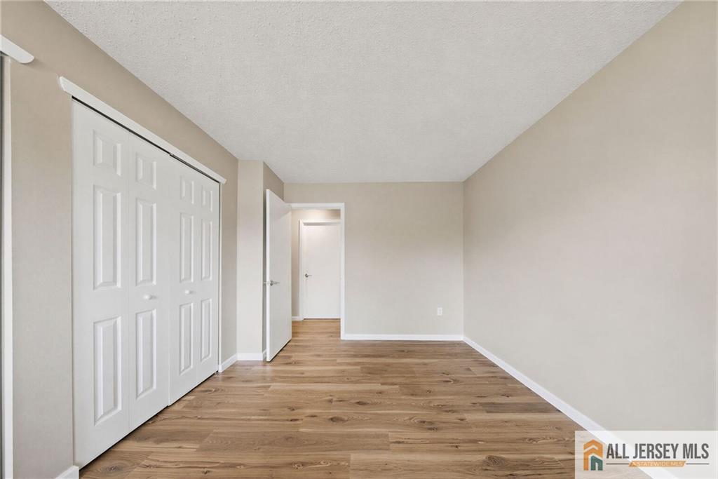 60 Taylor Drive Franklin NJ 08823