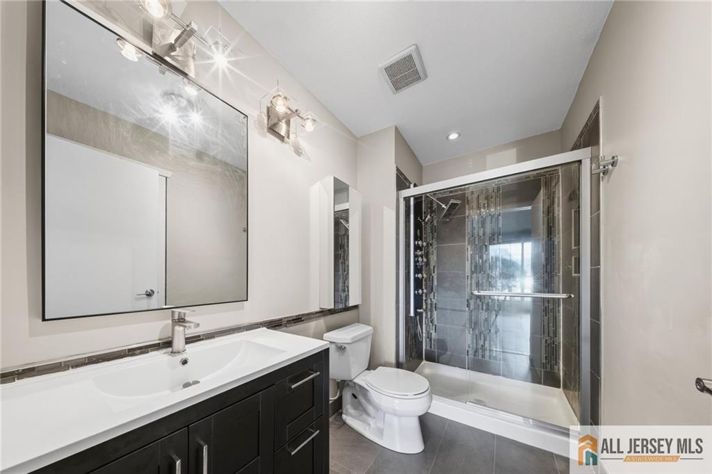 60 Taylor Drive Franklin NJ 08823