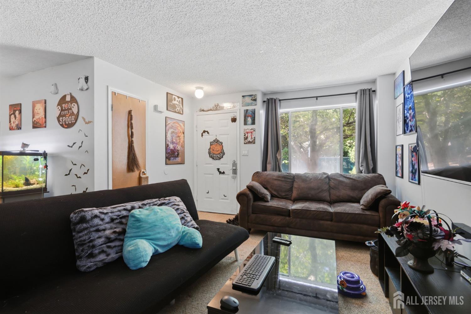 5 Nicholas Court Spotswood NJ 08884