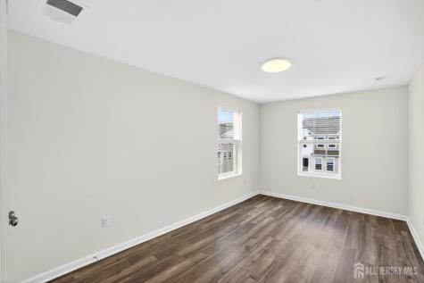 728 Station Road Dunellen NJ 08812