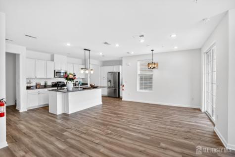728 Station Road Dunellen NJ 08812