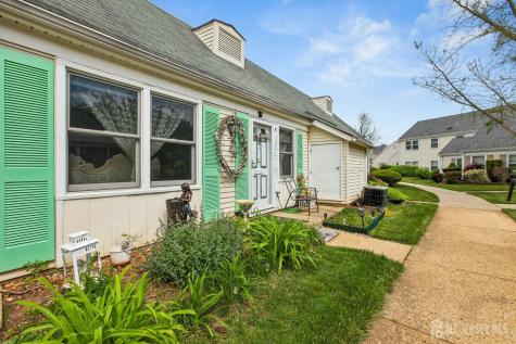 157 Pelham Lane Monroe NJ 08831
