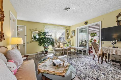 157 Pelham Lane Monroe NJ 08831